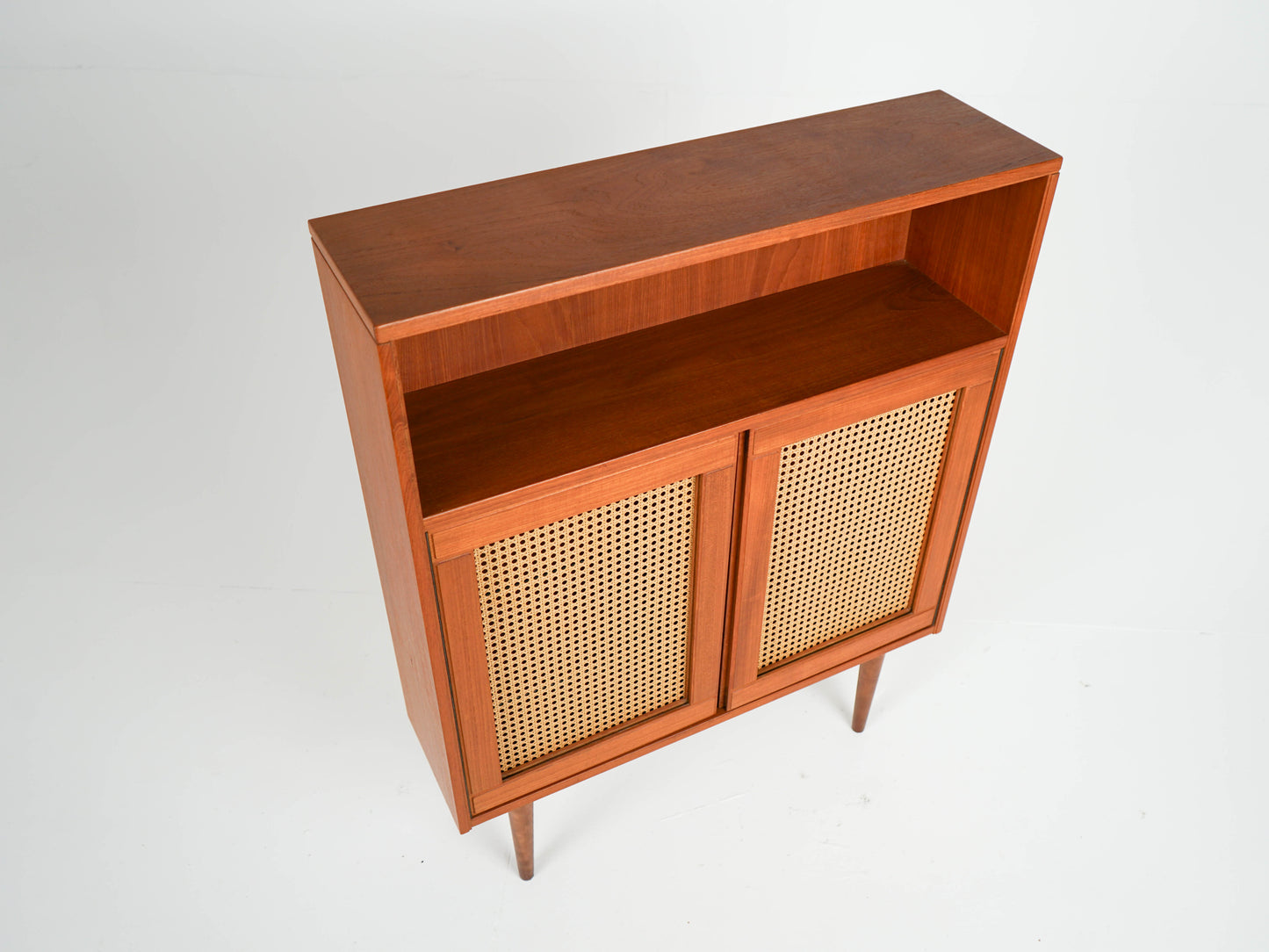 Teak Regal Anrichte Wiener Geflecht Vintage Mid Century Dänisch