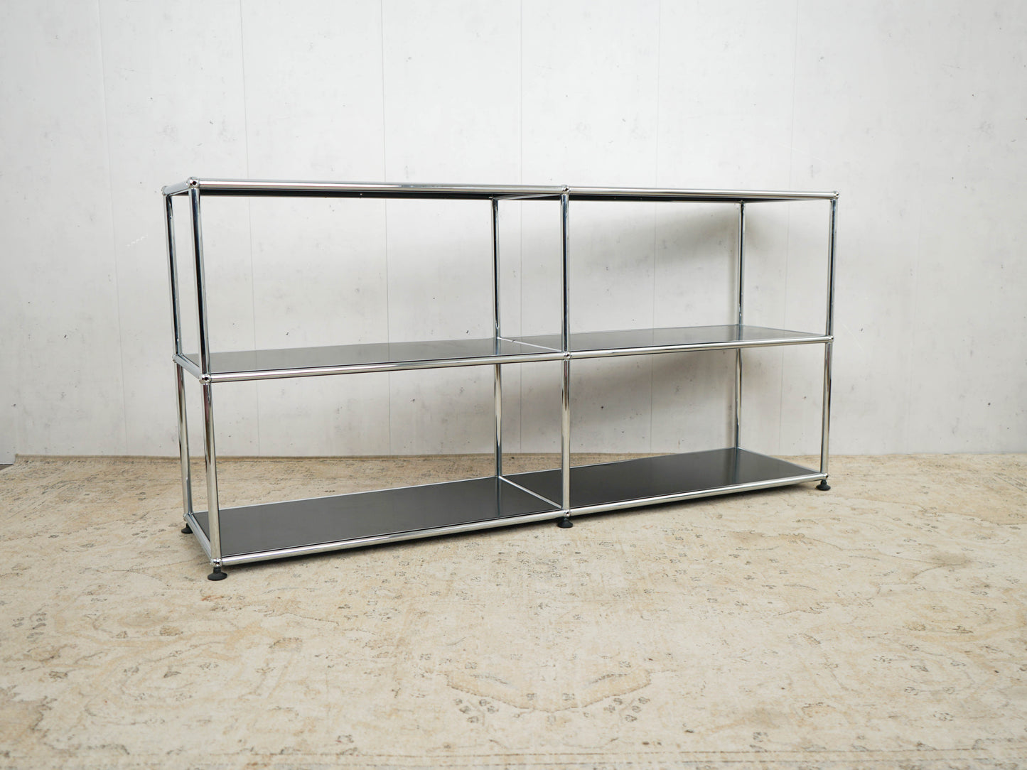 USM Haller Regal Graphitschwarz