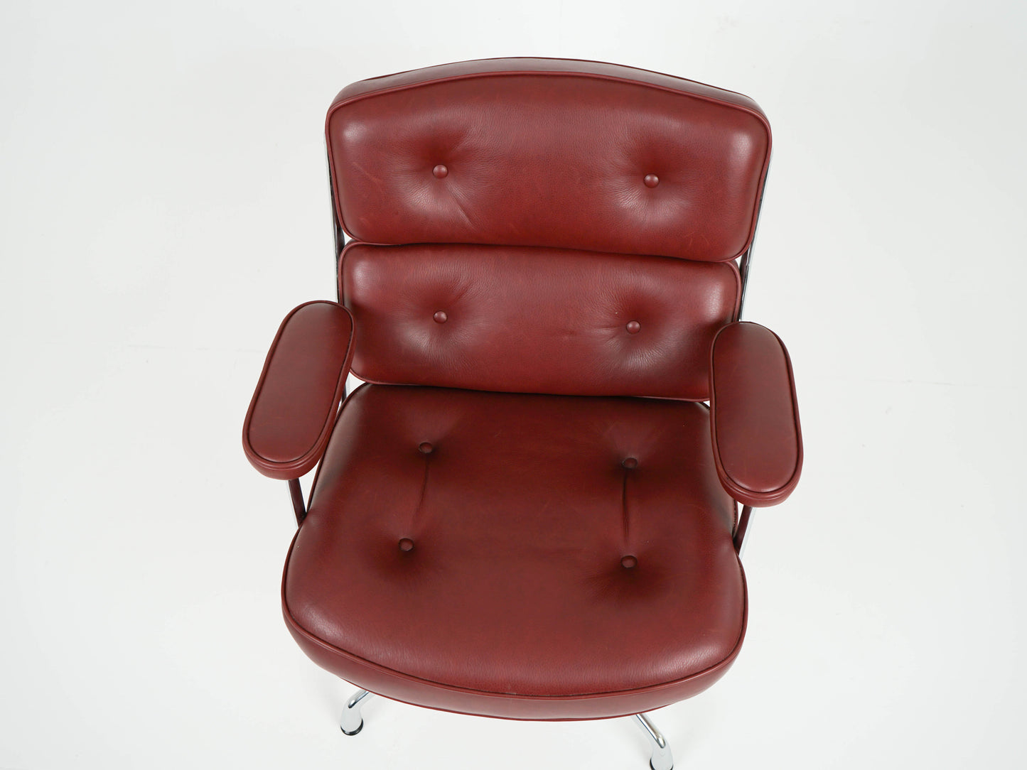 Vintage Charles Eames Lobby Chair ES108 by Herman Miller 1970s
