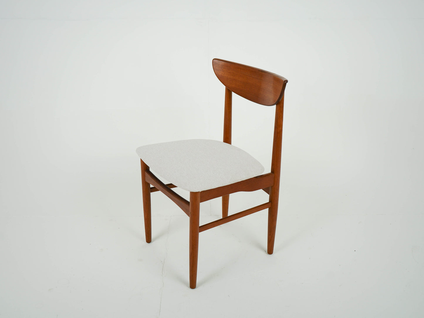 SET 4x Teak Stuhl Esszimmerstuhl Neubezug Vintage 60er Mid Century