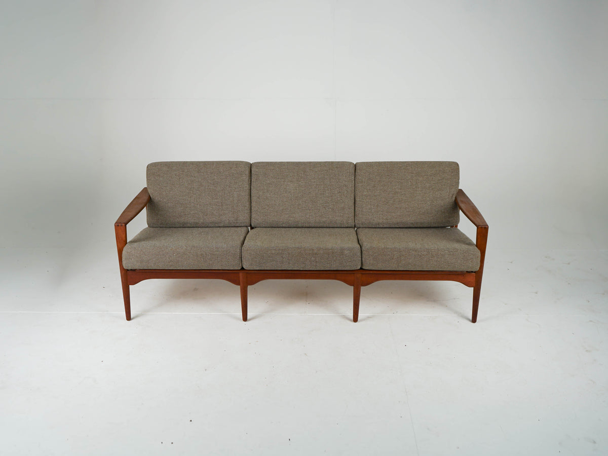 Vintage Teak Sofa Mid Century 3 Sitzer Illum Wikkelsø Capella