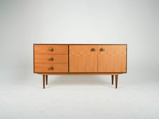 kleine Sideboards – Mono Teak
