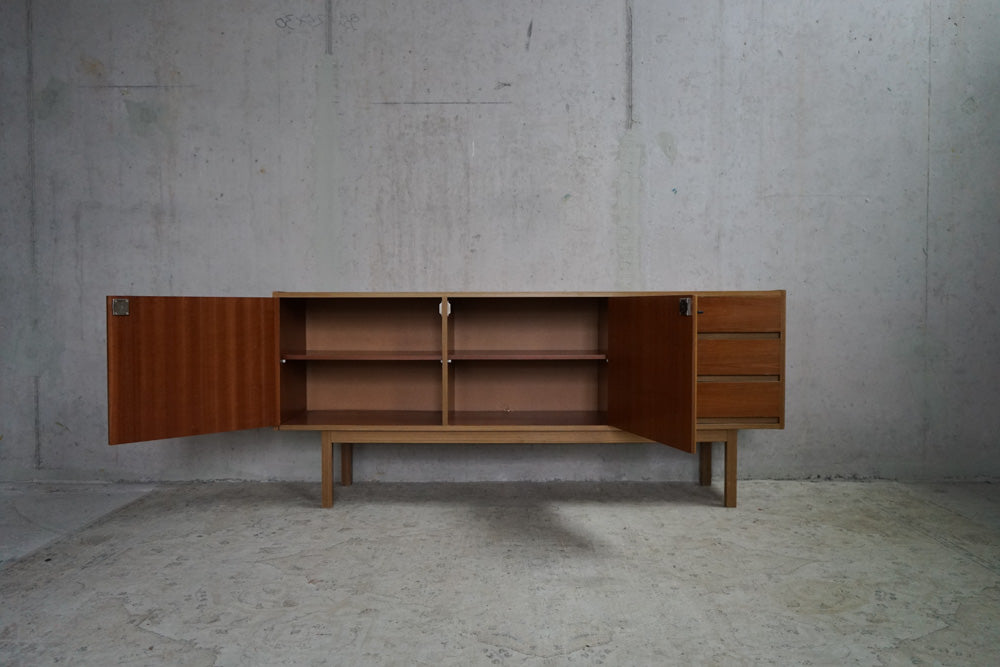 große Sideboards Mono Teak