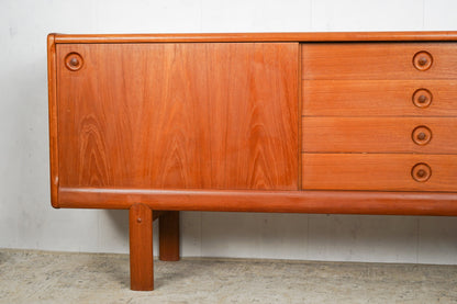 Mid Century Teak Sideboard von H.W. Klein für Bramin