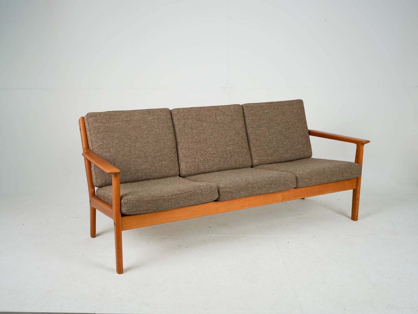 Teak Sofa Hans Wegner GE-265/3 Getama Mid Century Wollstoff