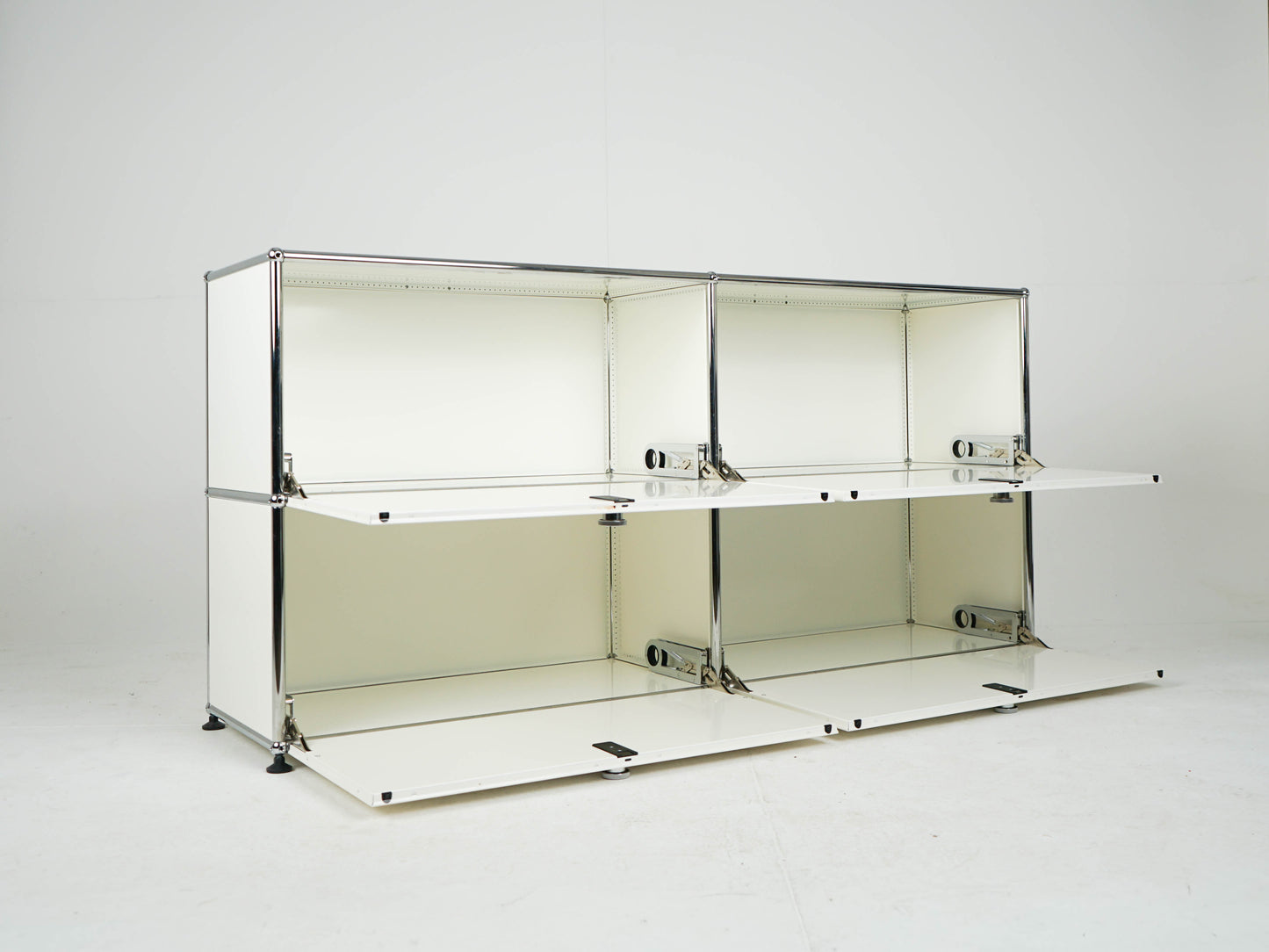 USM Haller Sideboard Reinweiß RAL 9010