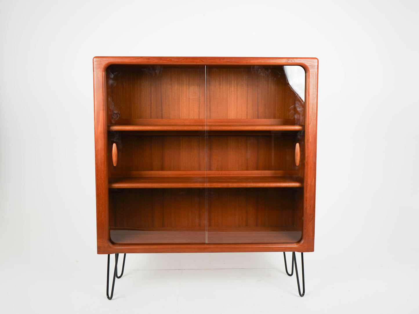 Teak Vitrine Schrank von Dyrlund Vintage Mid Century