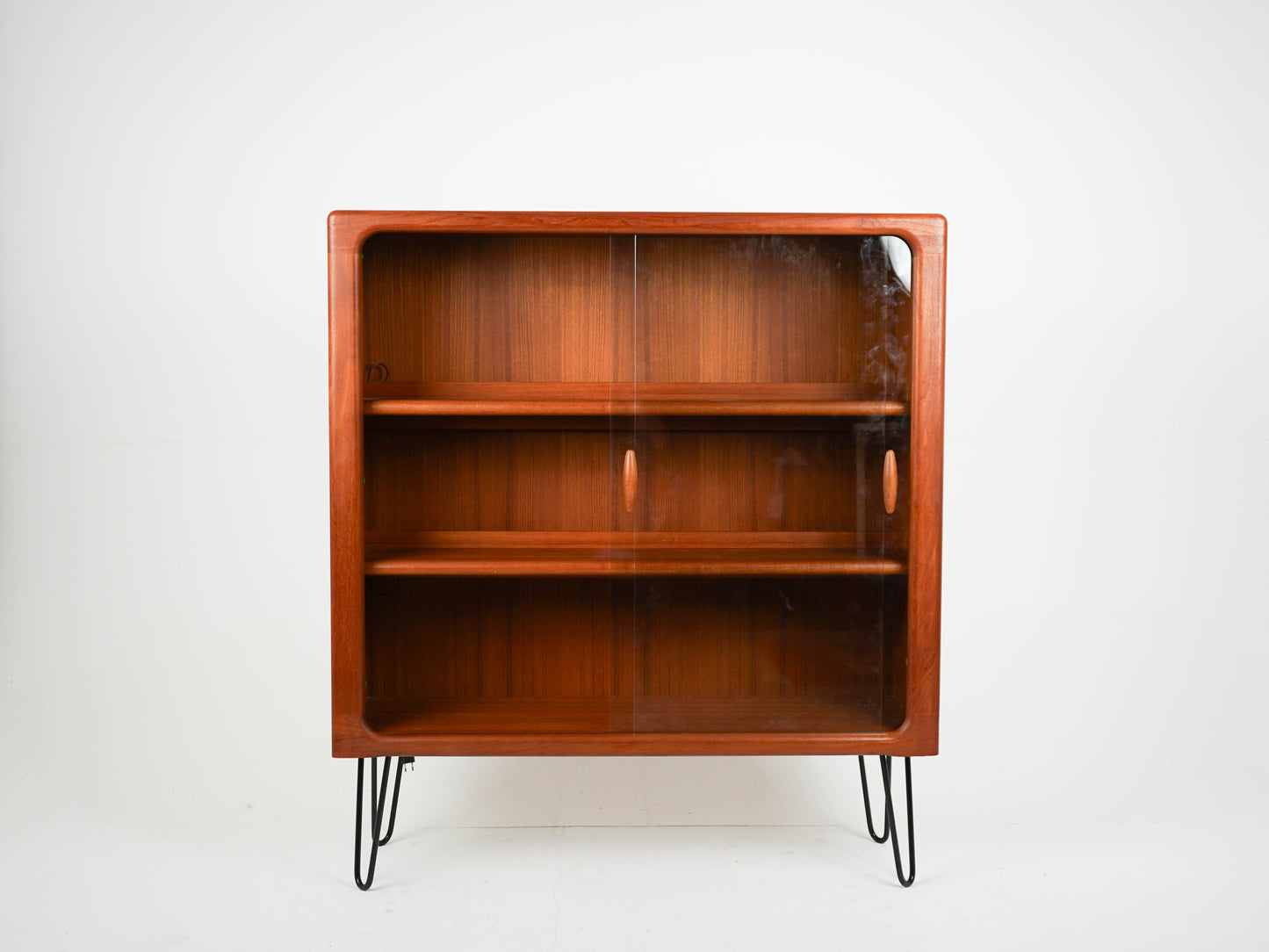 Teak Vitrine Schrank von Dyrlund Vintage Mid Century