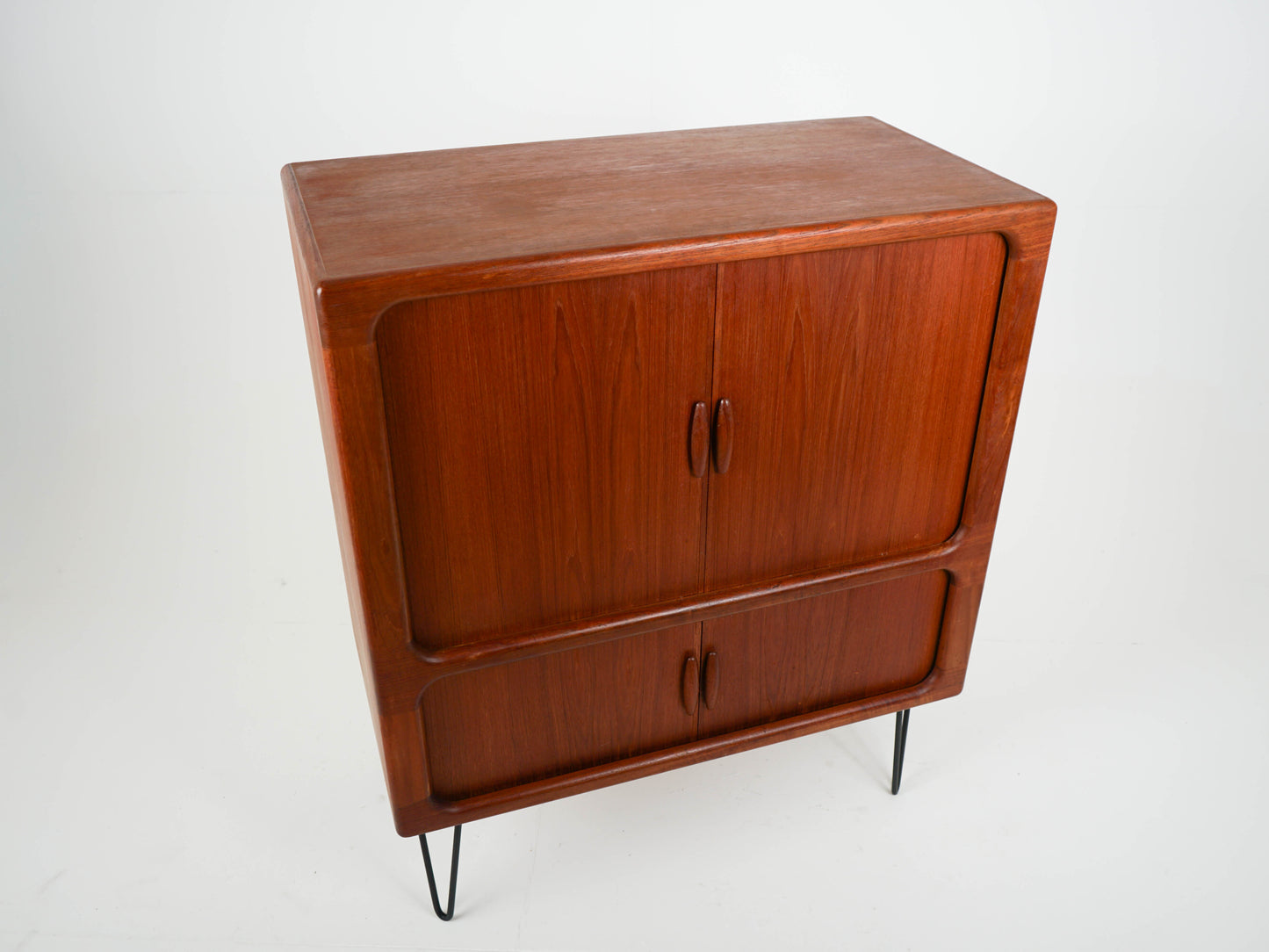 Teak Schrank TV Vinyl von Dyrlund Vintage Mid Century