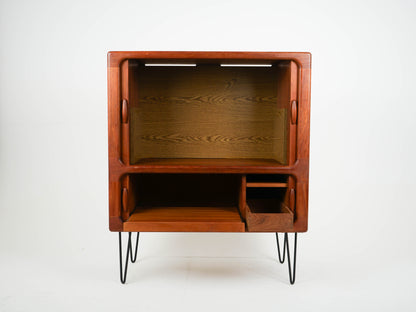 Teak Schrank TV Vinyl von Dyrlund Vintage Mid Century