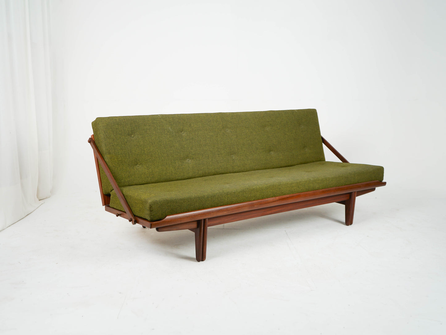 Daybed Modell 981 Diva Sofa aus Teak von Poul M Volther