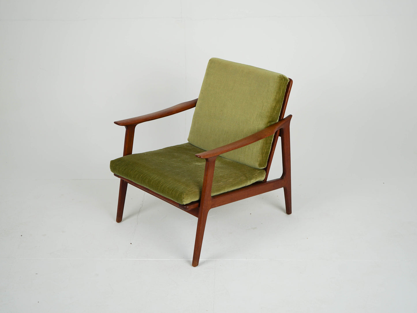 Vintage Teak Sessel Grün Samtstoff