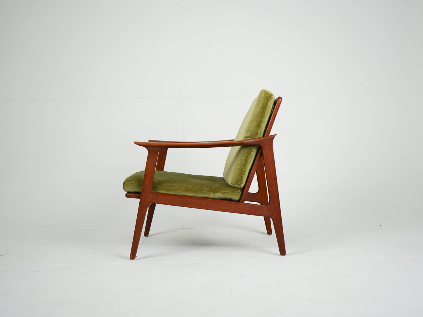 Vintage Teak Sessel Grün Samtstoff