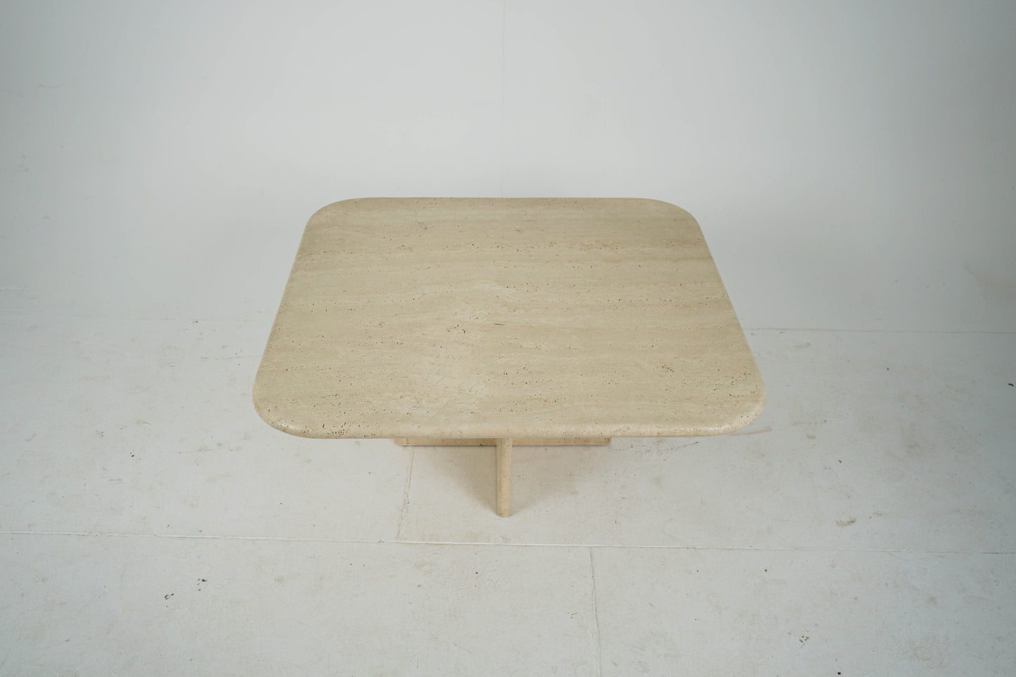 Italienischer Couchtisch aus Travertin Vintage 80er Mid-Century