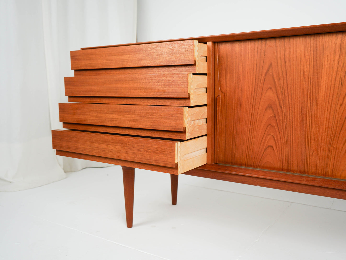 Teak Sideboard Gunni Omann Modell #18 Vintage Mid Century