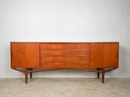 Teak Sideboard von Knud Nielsen für Losning Møbelfabrik