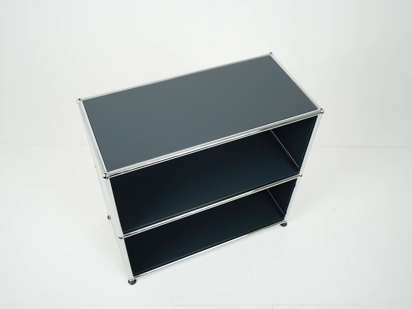 USM Haller Regal Anthrazit RAL 7016