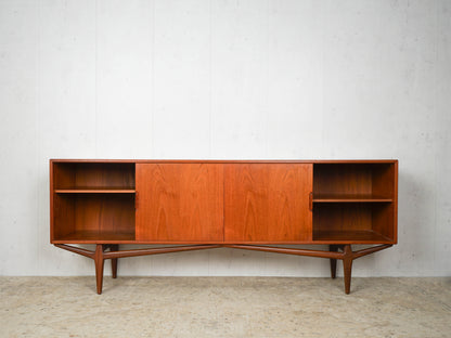 Teak Sideboard von Knud Nielsen für Losning Møbelfabrik