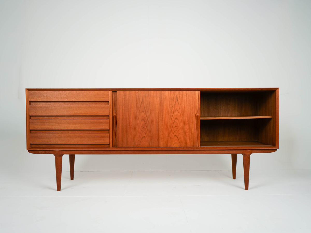 Teak Sideboard Omann Jun Model 18 Vintage Dänisch