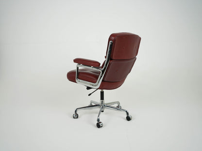 Vintage Charles Eames Lobby Chair ES104 by Herman Miller 1970s