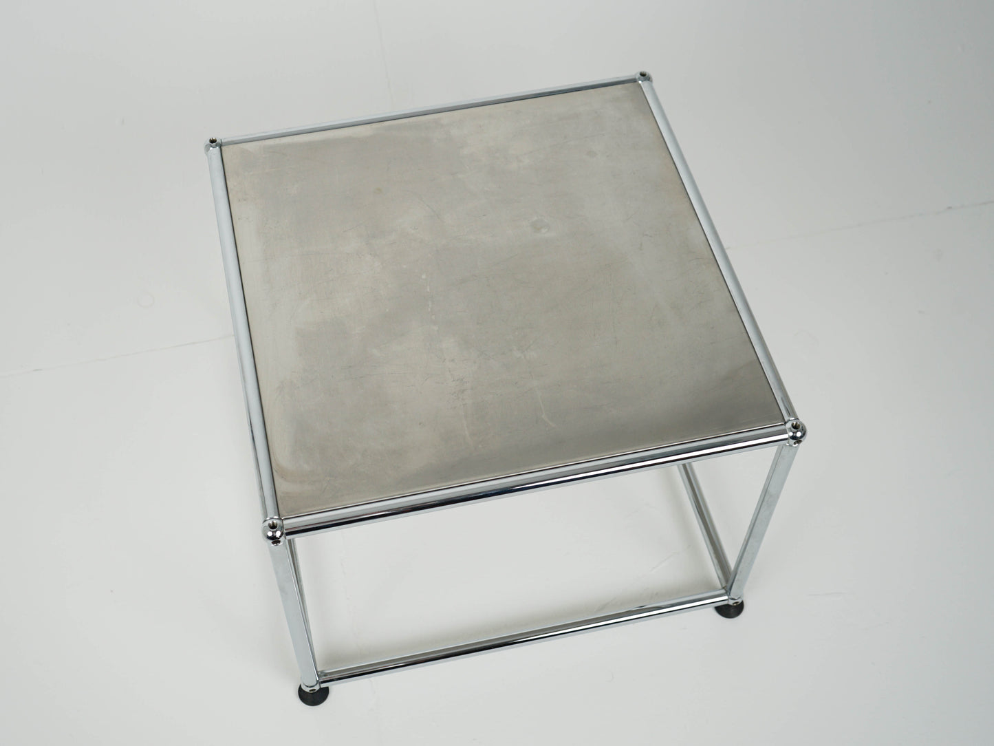 USM Haller Couchtisch Edelstahl