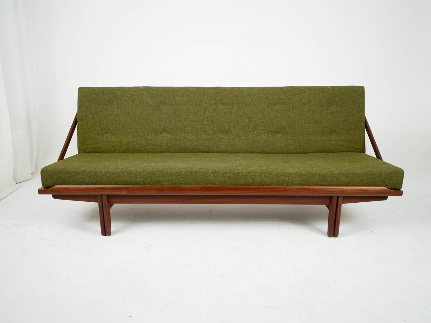 Daybed Modell 981 Diva Sofa aus Teak von Poul M Volther