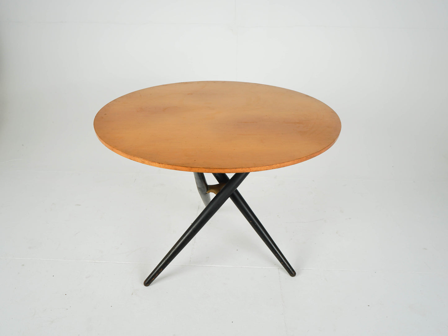 Sofatisch Esstisch von Jürg Bally für Wohnhilfe / Schweiz