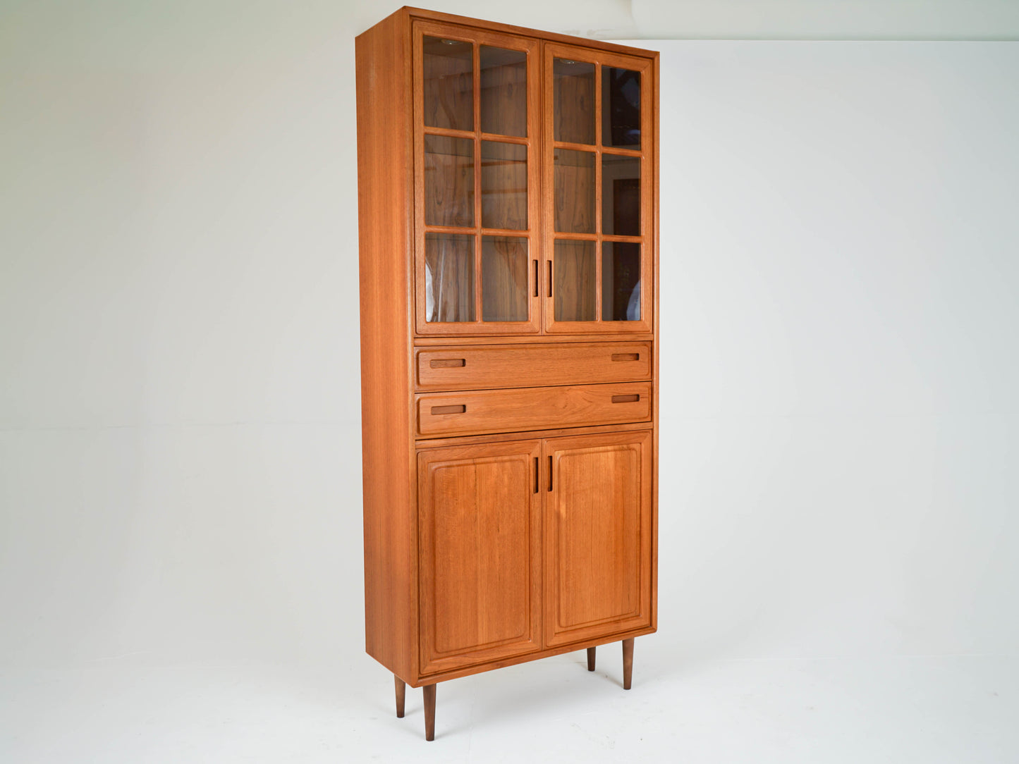 Teak Schrank Kleiderschrank Vitrine Dänisch Vintage Mid Century