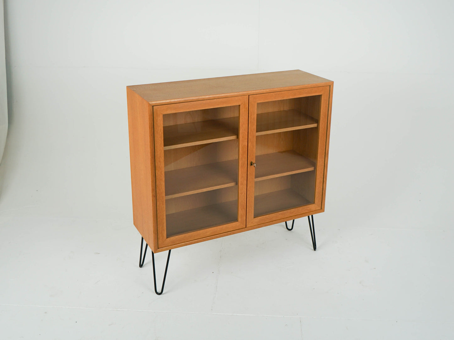 Schrank Eiche Vitrine Anrichte Dänisch Vintage 60er Mid Century