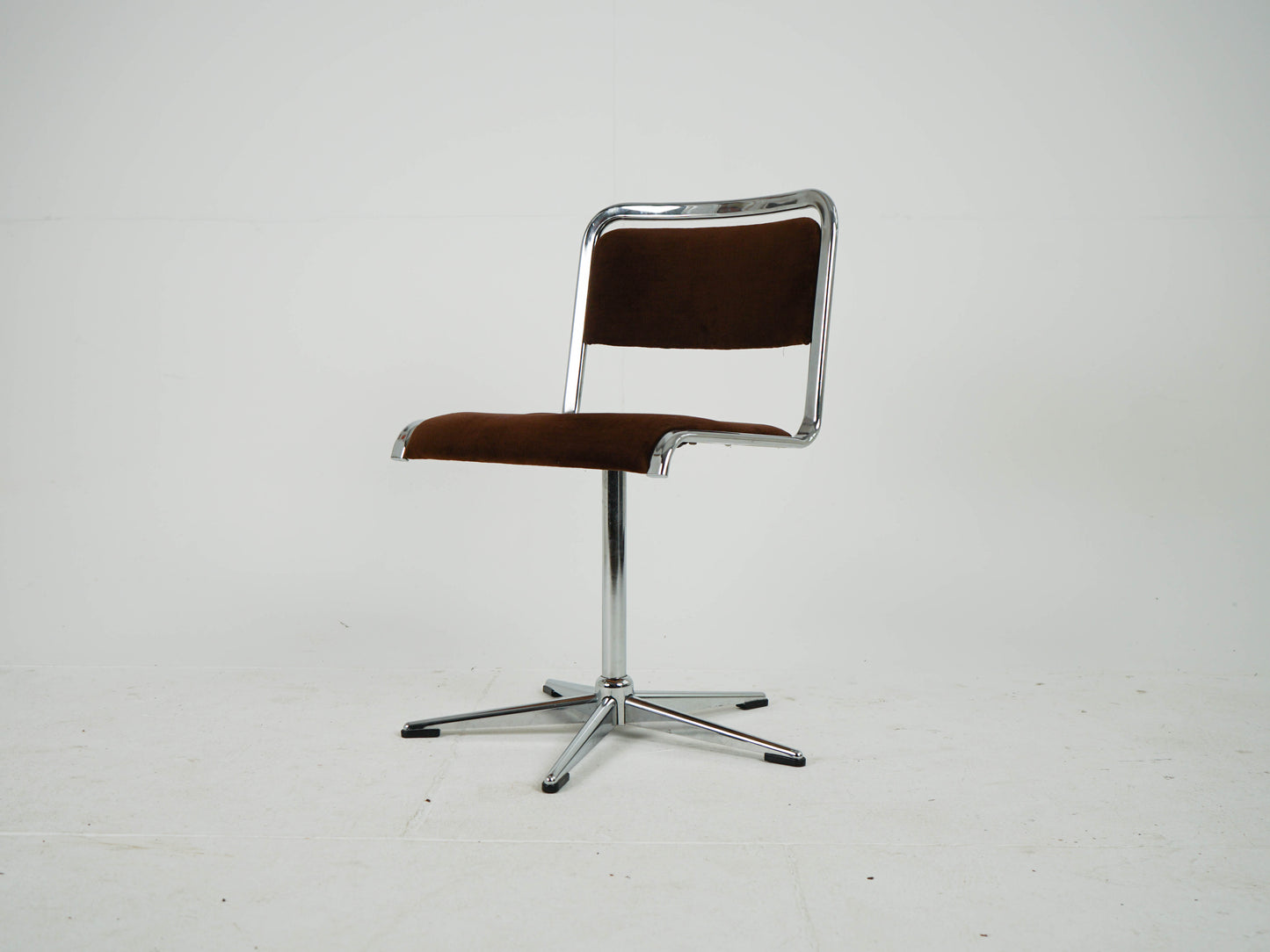 1v2 Chrome Stuhl Esszimmerstuhl EKA Mid Century Retro