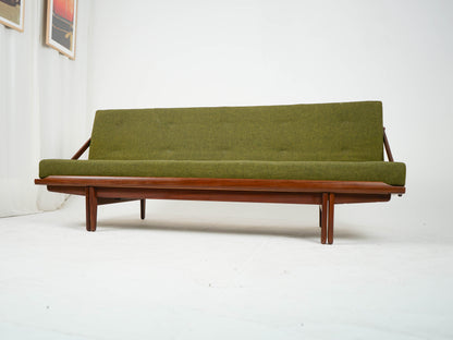 Daybed Modell 981 Diva Sofa aus Teak von Poul M Volther