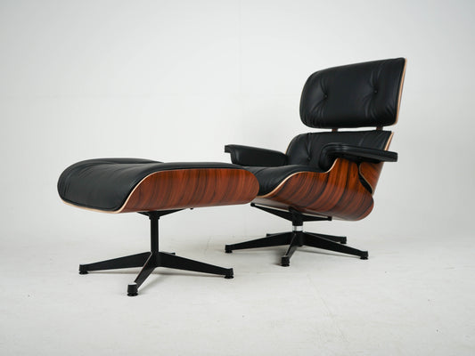Eames Lounge Chair & Ottoman Neuwertig Nero Leder