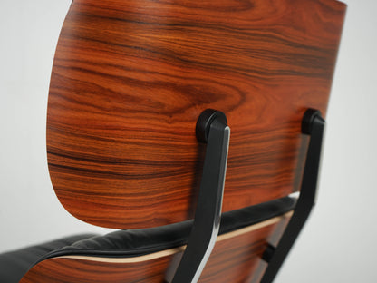 Eames Lounge Chair & Ottoman Neuwertig Nero Leder