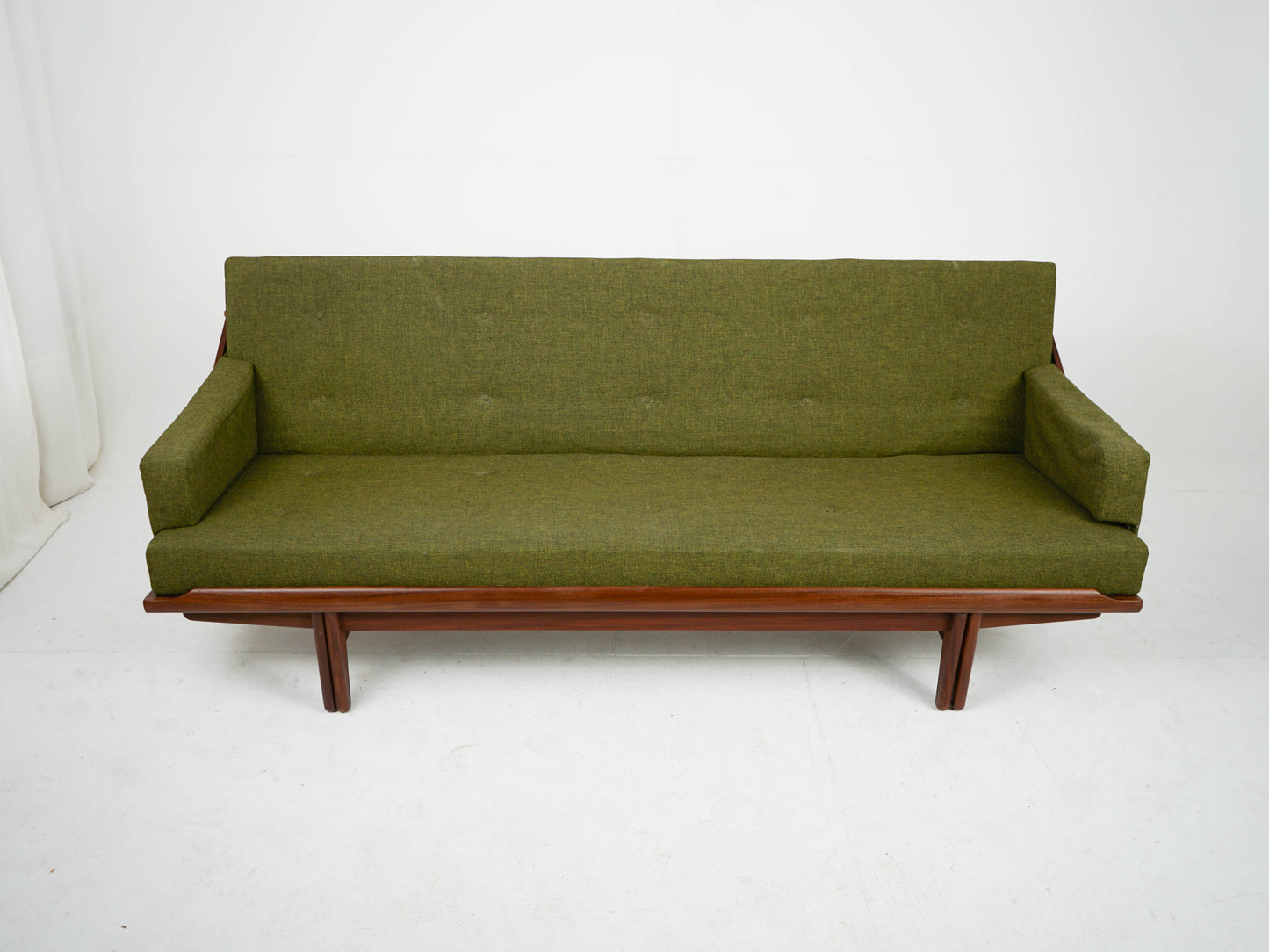 Daybed Modell 981 Diva Sofa aus Teak von Poul M Volther