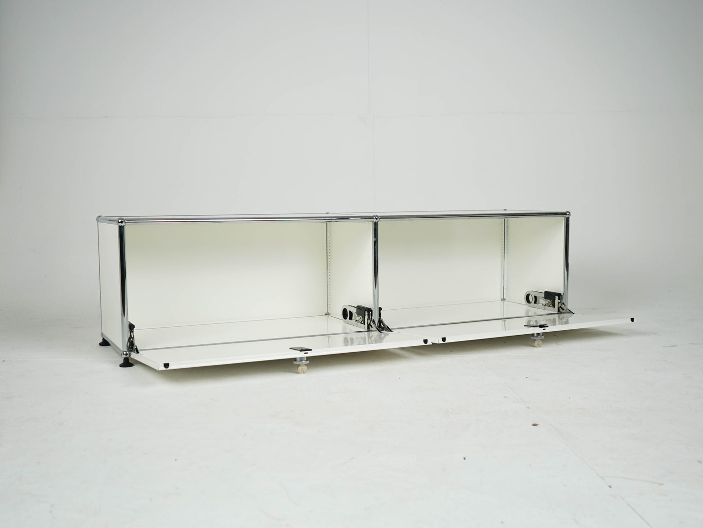 USM Haller Sideboard Reinweiß