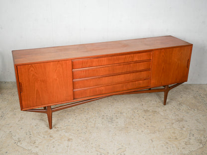 Teak Sideboard von Knud Nielsen für Losning Møbelfabrik