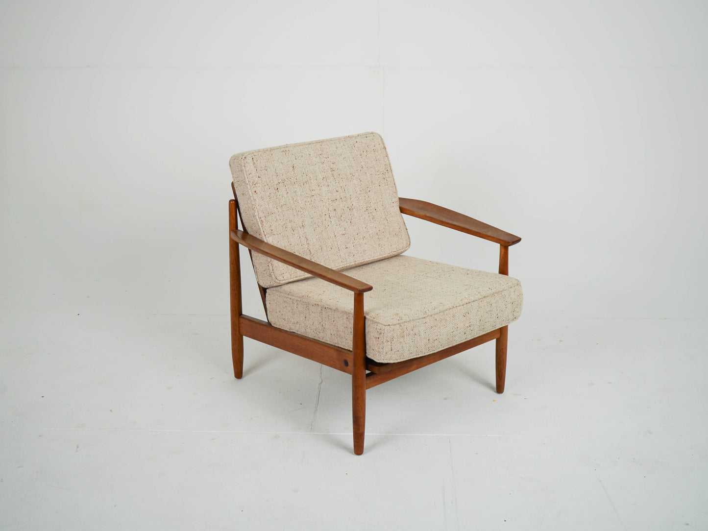 Teak Sessel Beige Vintage Wollstoff Mid Century