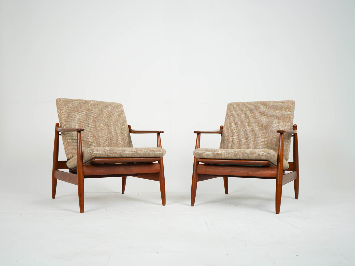 Teak Sessel Beige Vintage Wollstoff Mid Century