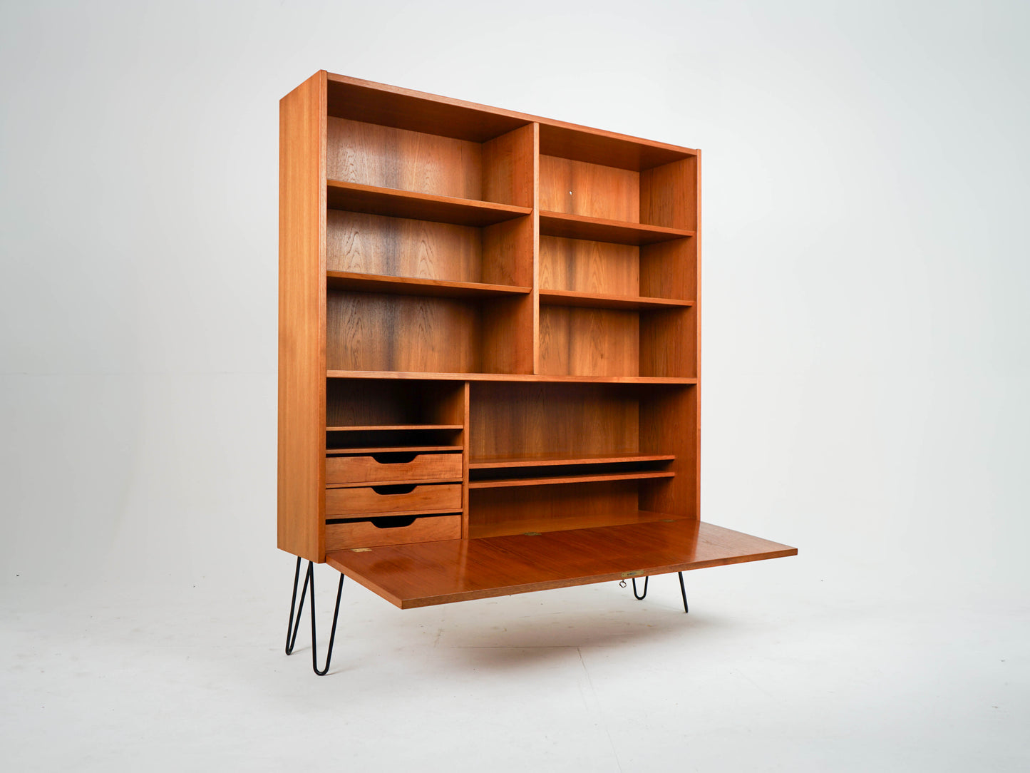 Teak Schrank Regal von Poul Hundevad Vintage Mid Century