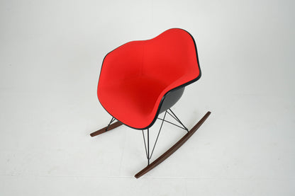 RAR Eames Plastic Chair Rot