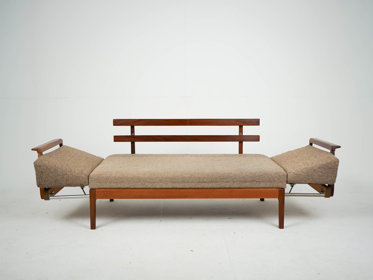 Teak Sofa Daybed 2 Sitzer Vintage Wollstoff Mid Century