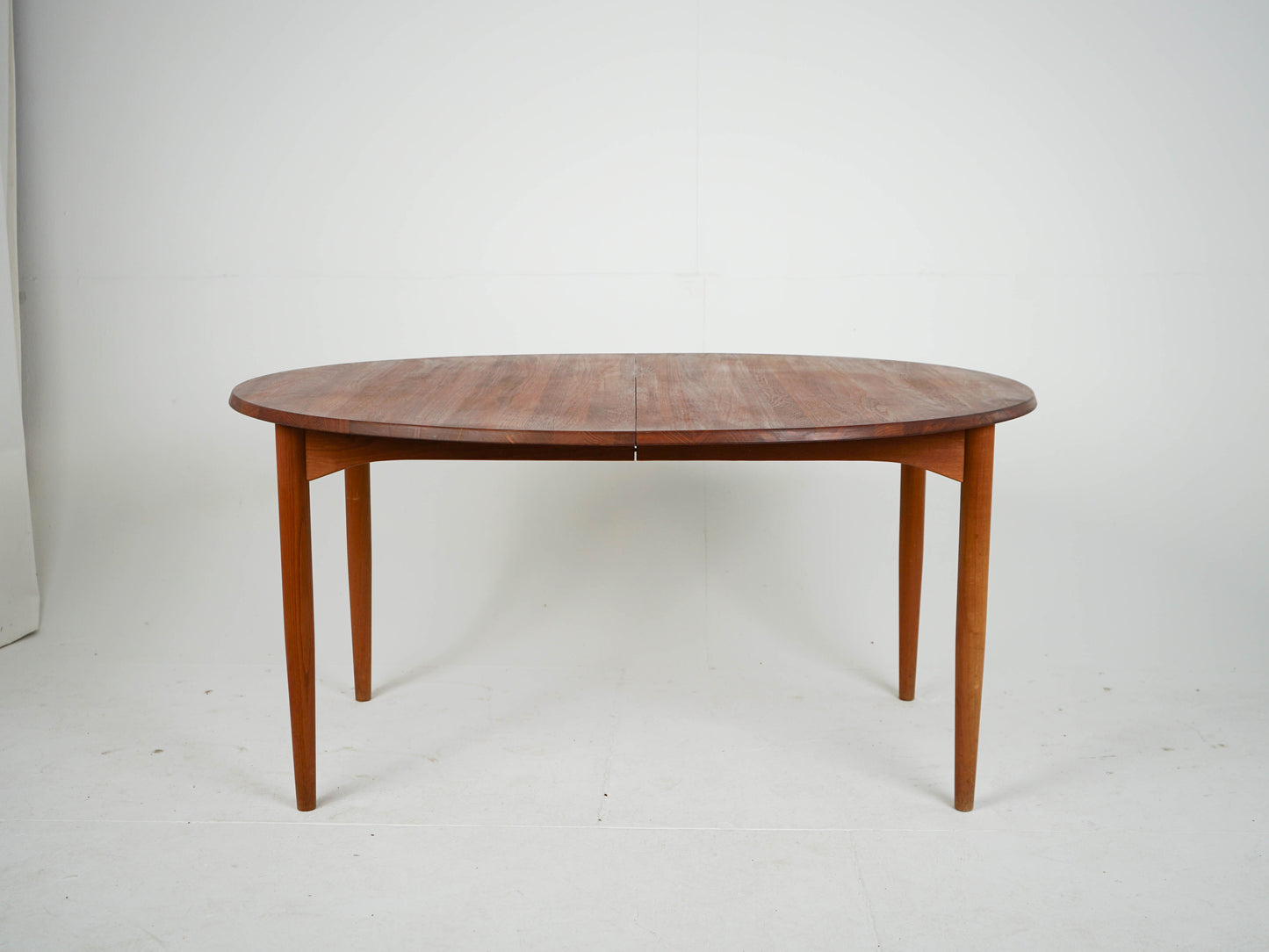 Vintage Teak Esstisch rund oval Ausziehtisch Mid Century
